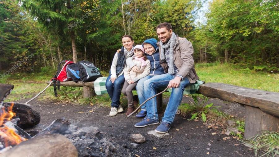 depositphotos_119336340-stock-photo-happy-family-sitting-on-bench.jpg