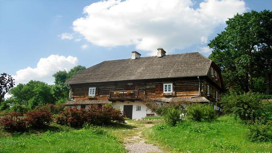 640px-Muzeum_Wsi_Lubelskiej_(Skansen)_-_16.jpg